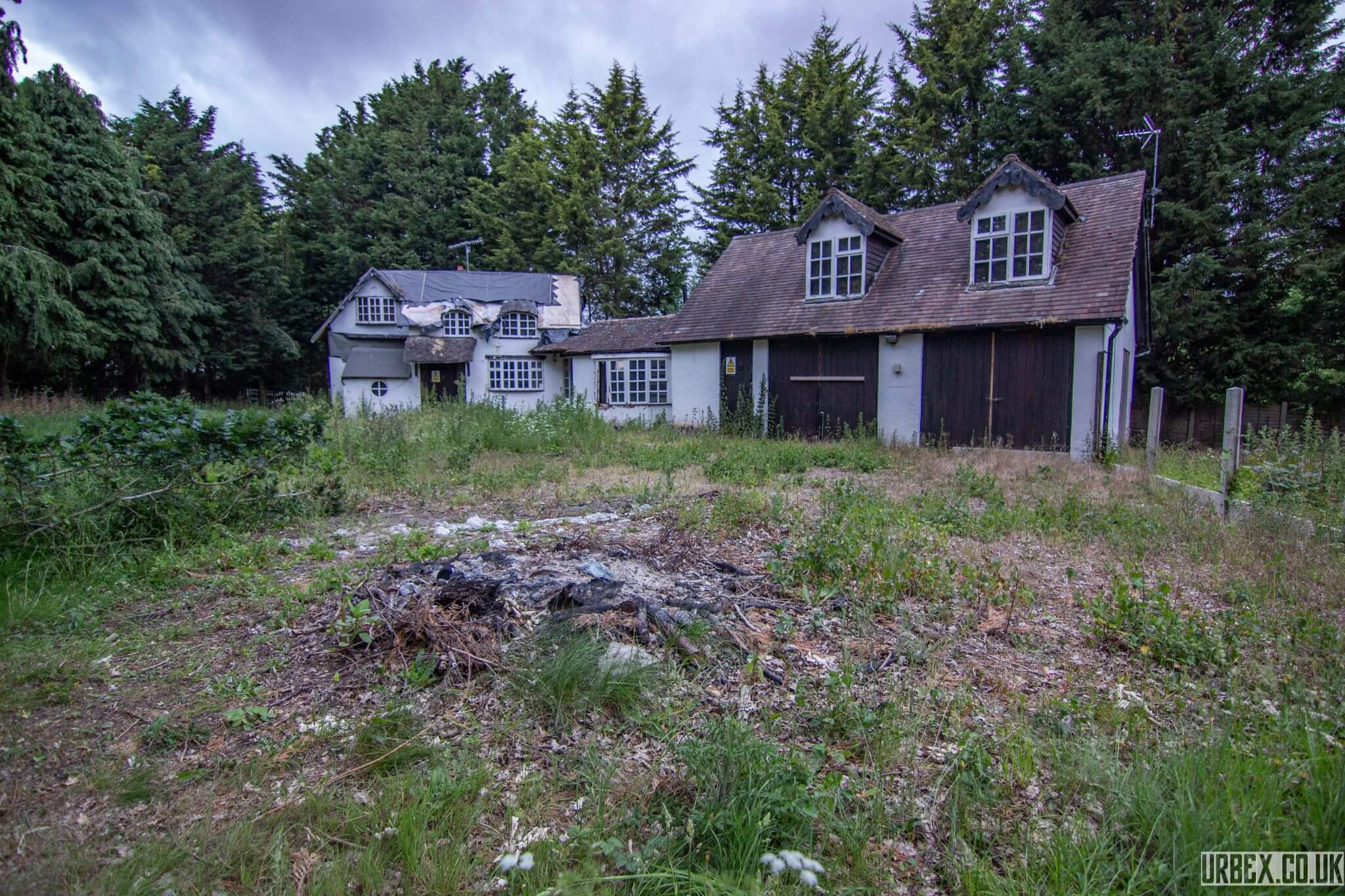 The Unexplained Death House, Worcestershire Abandoned